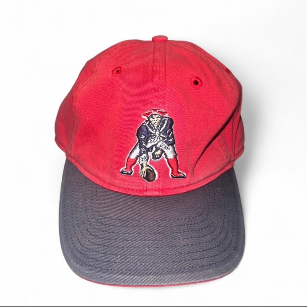 Vintage New England Patriots Reebok NFL Strapback Hat
